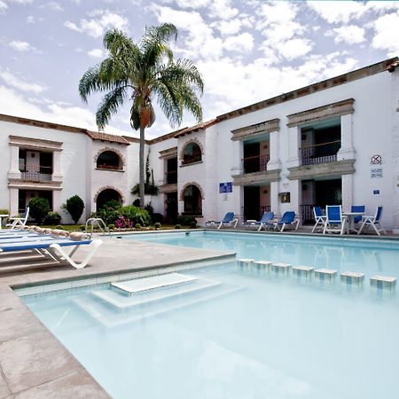 Holiday Inn Express Morelia By Ihg Экстерьер фото