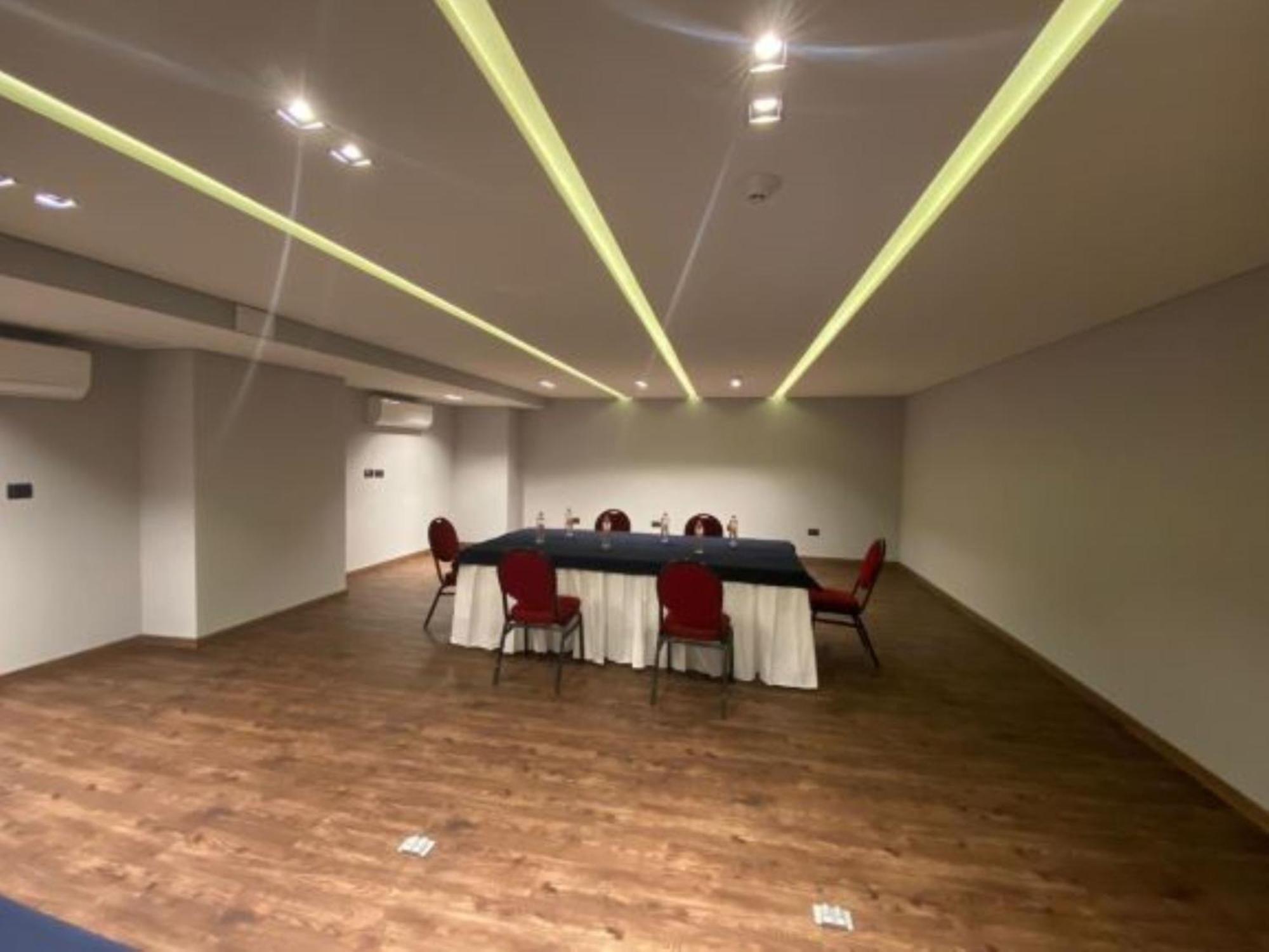 Holiday Inn Express Morelia By Ihg Экстерьер фото